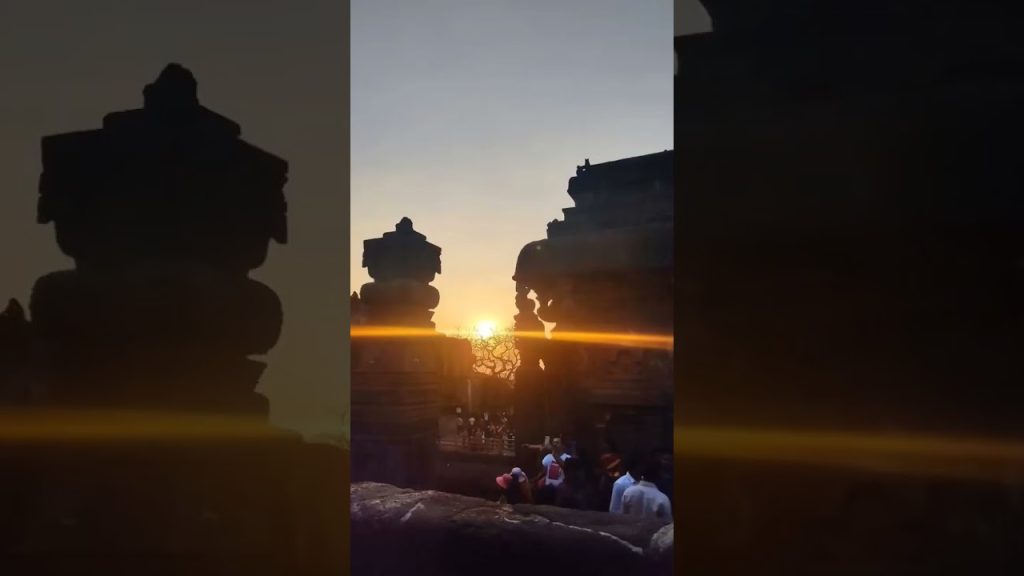 #Elora_caves #peaceful #Woder #incredibleindia #travel #blog